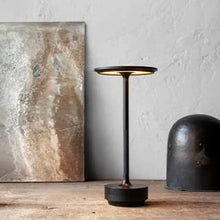 Afbeelding in Gallery-weergave laden, EcoLume - Luxe designlamp nieuw gedefinieerd ontwerp
